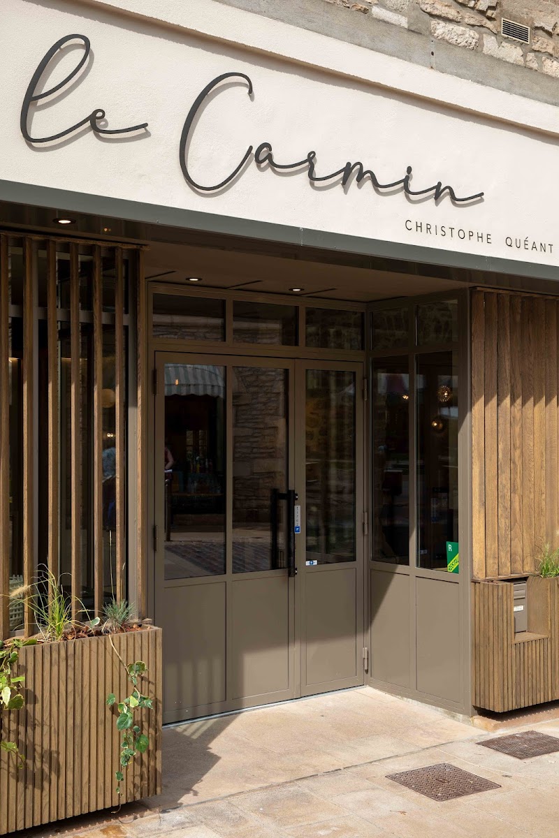 Le Carmin
